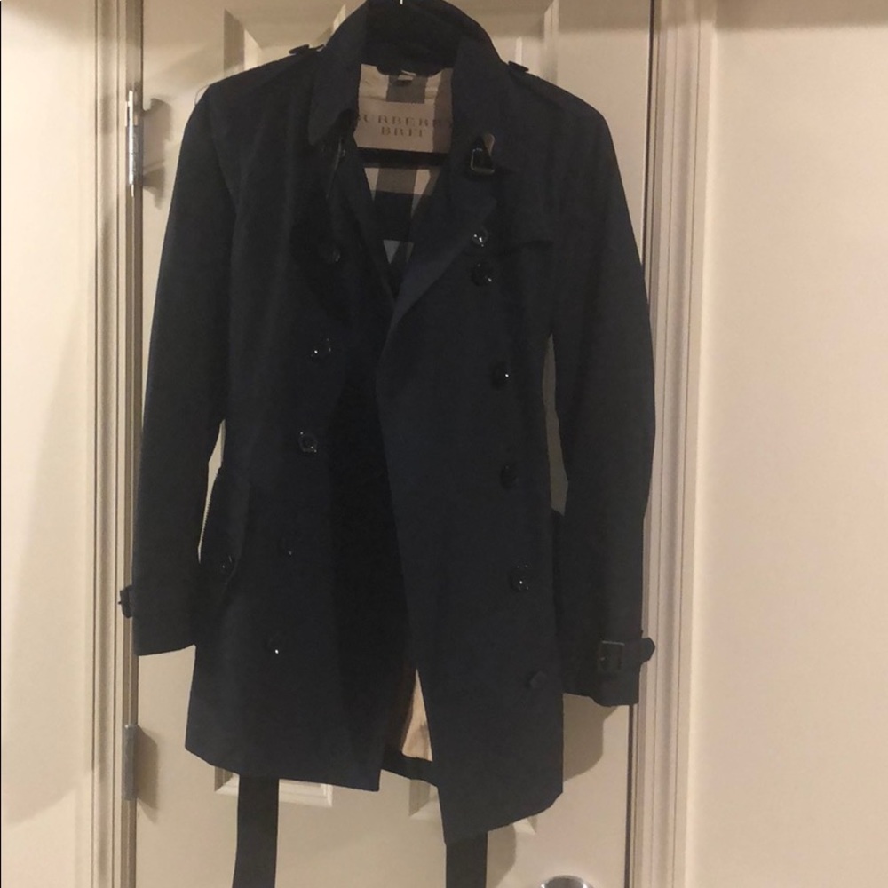 Burberry Brookesbylt Trench